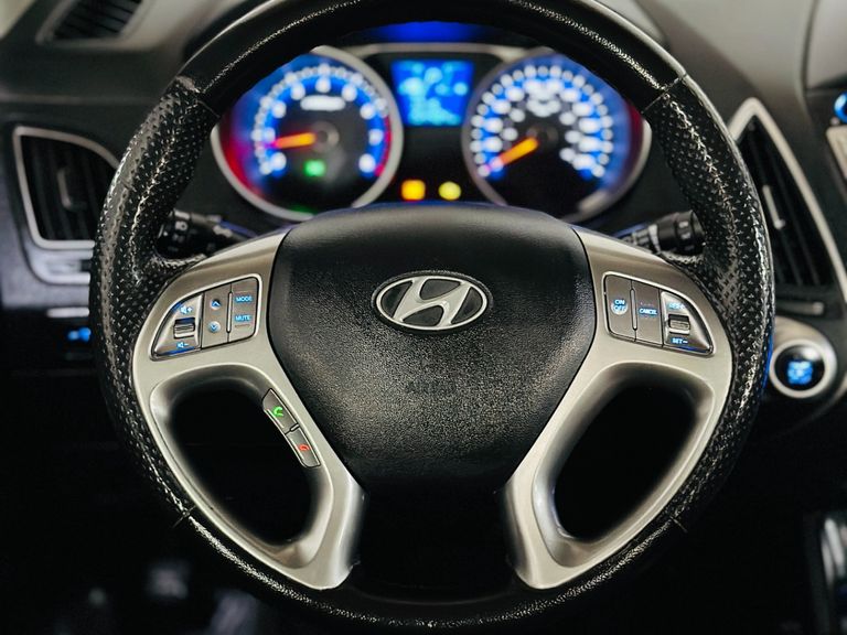 Hyundai ix35 2.0 16V 170cv 2WD/4WD Aut.