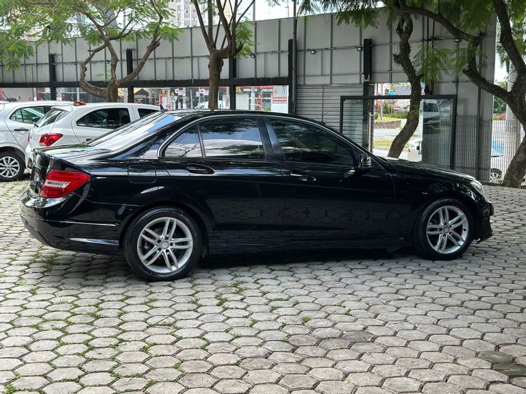 Mercedes C-180 CGI Sport 1.6 TB 16V 156cv Aut.