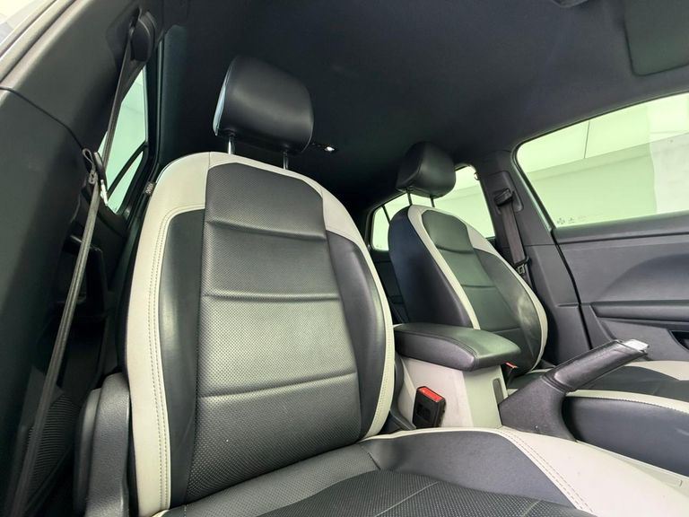 VolksWagen T-Cross Hig. 250 TSI 1.4 Flex 16V 5p Aut