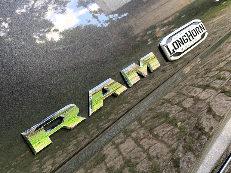 RAM 3500 LARAM. LONGHORN 6.7 TB CD 4x4 Die.