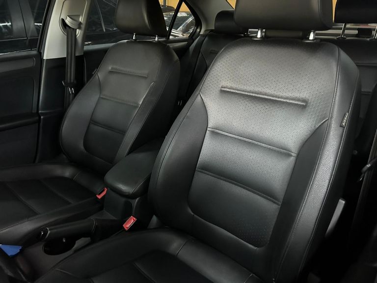 VolksWagen JETTA Comfortline 1.4 TSI 16V 4p Aut.