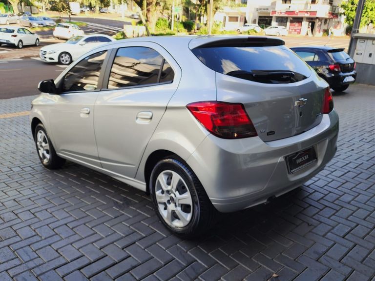 Chevrolet ONIX HATCH LT 1.4 8V FlexPower 5p Mec.