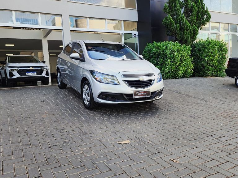 Chevrolet ONIX HATCH LT 1.4 8V FlexPower 5p Mec.