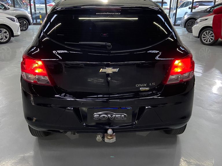 Chevrolet ONIX HATCH LS 1.0 8V FlexPower 5p Mec.