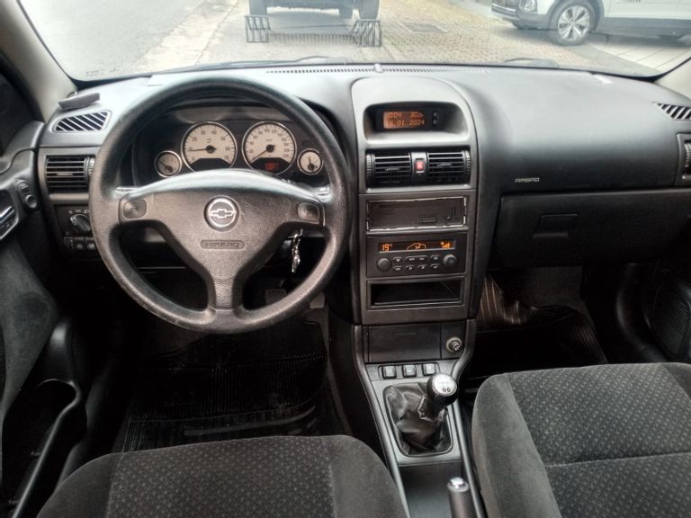 Chevrolet Astra Sed. Advant. 2.0 8V MPFI FlexP. 4p