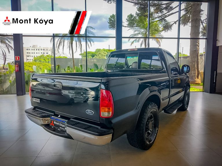 Ford F-250 XLT 3.9 4x2 Diesel TB