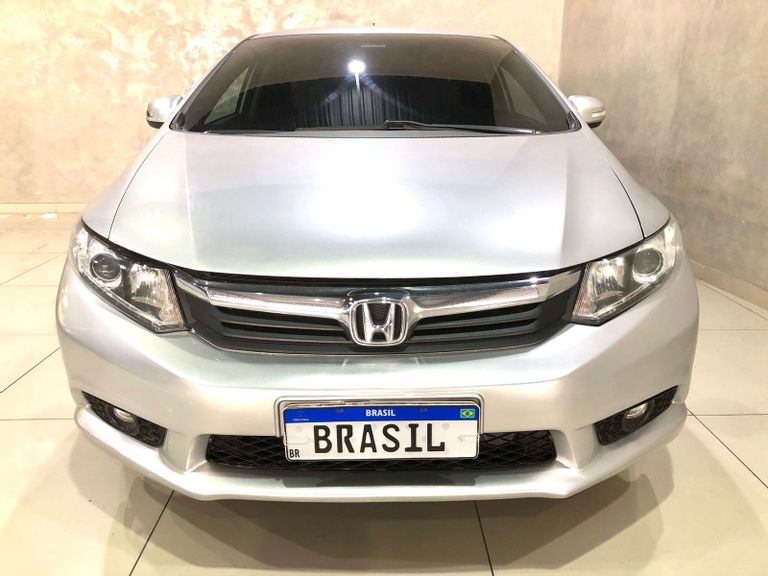 Honda Civic Sedan LXS 1.8/1.8 Flex 16V Aut. 4p