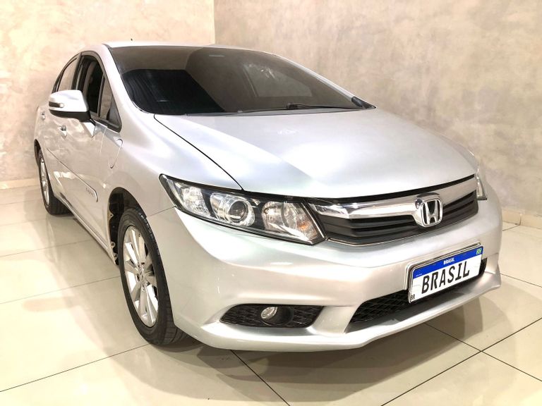 Honda Civic Sedan LXS 1.8/1.8 Flex 16V Aut. 4p