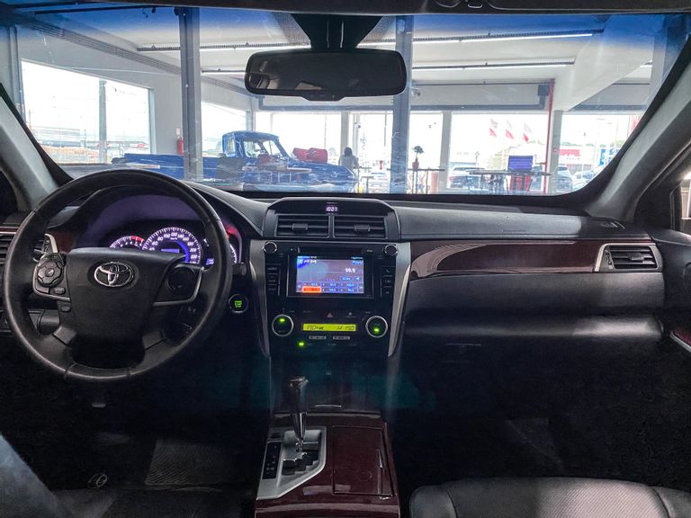 Toyota Camry XLE 3.5 24V Aut.