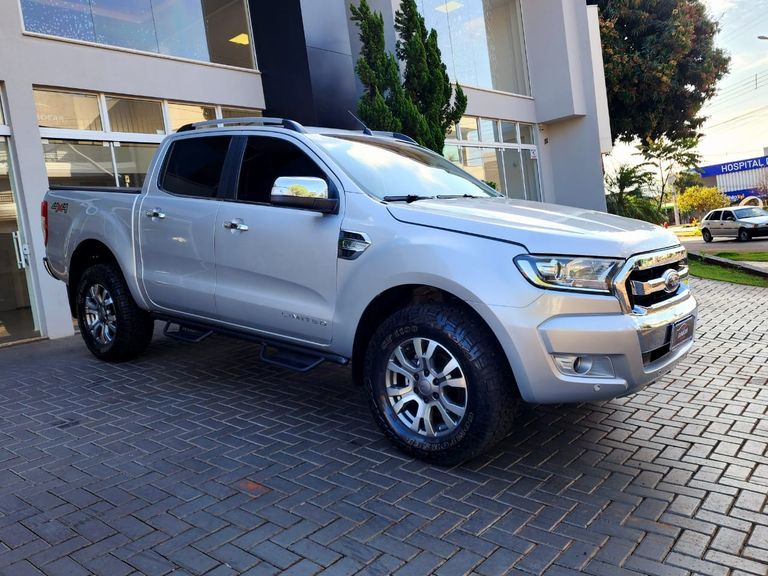 Ford Ranger Limited 3.2 4x4 CD Diesel Aut.