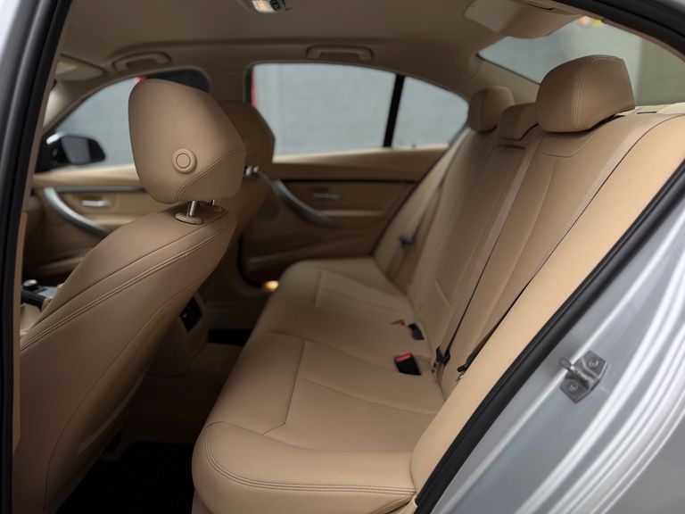 BMW 320iA Modern/Sport TB 2.0/A.Flex/GP 4p