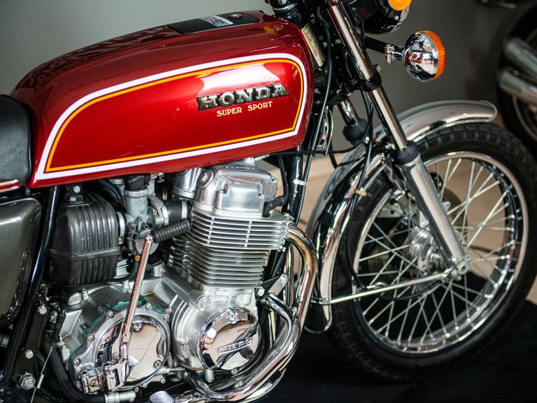 Honda CB75036