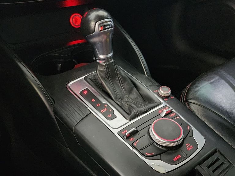 Audi A3 Sed.1.8/1.8 Ambit.16V TB FSI S-tronic