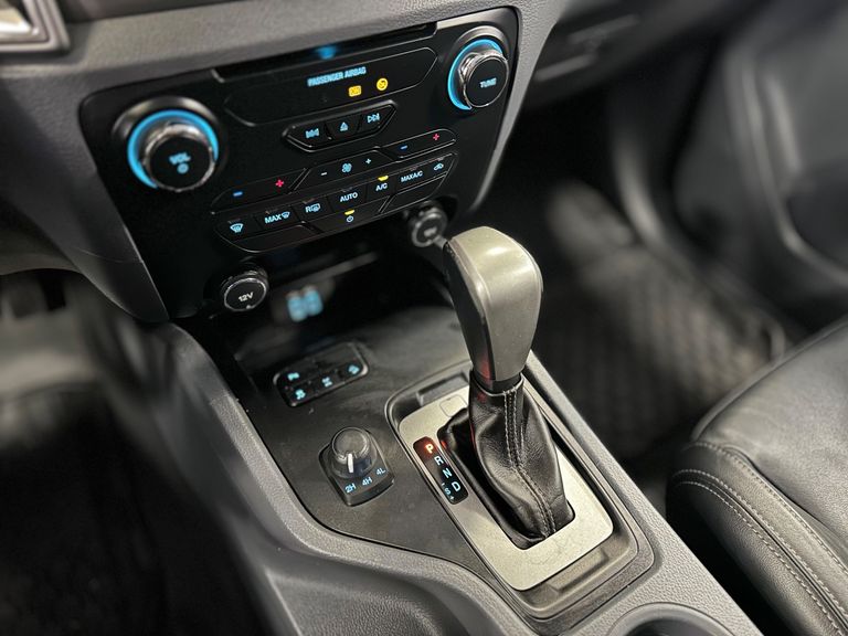 Ford Ranger Limited 3.2 4x4 CD Diesel Aut.