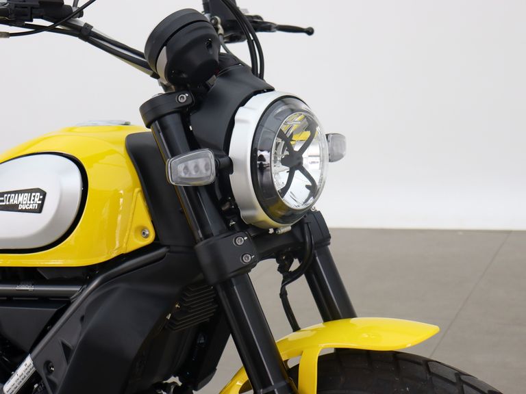 Ducati SCRAMBLER ICON 800cc