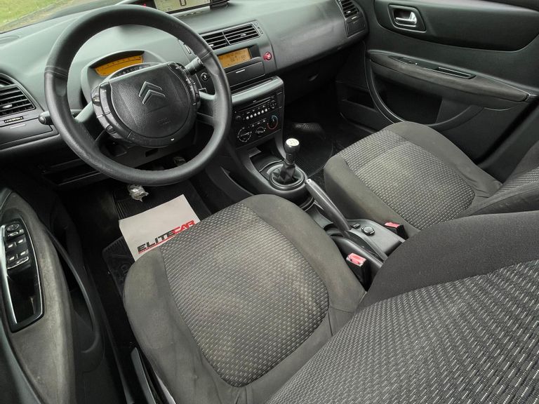 Citroën C4 GLX 1.6 Flex 16V 5p Mec.