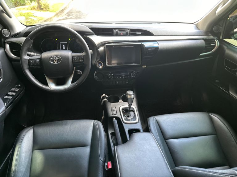 Toyota Hilux CD SRV 4x2 2.7 Flex 16V Aut.