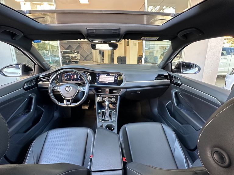 VolksWagen JETTA R-Line 250 TSI 1.4 Flex 16V Aut.