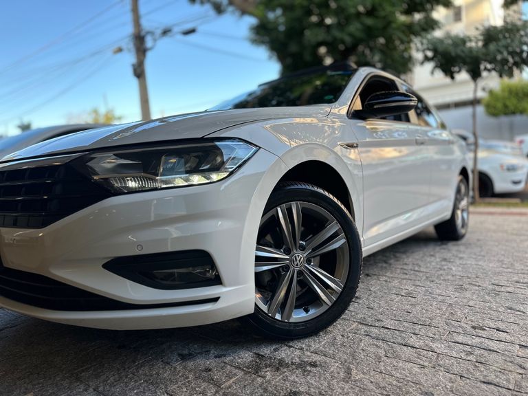 VolksWagen JETTA R-Line 250 TSI 1.4 Flex 16V Aut.