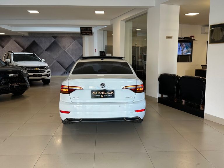VolksWagen JETTA R-Line 250 TSI 1.4 Flex 16V Aut.