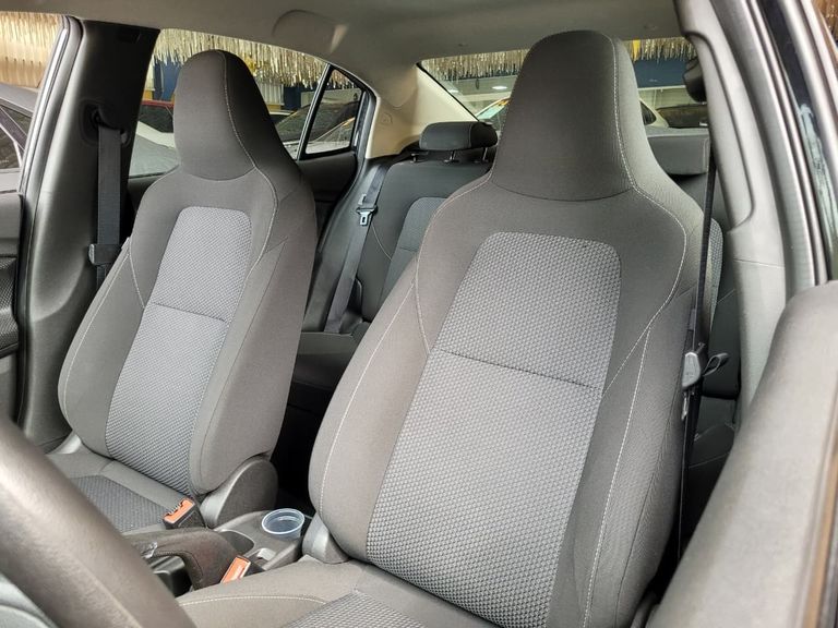 Chevrolet ONIX SEDAN Plus LT 1.0 12V Flex 4p Mec.