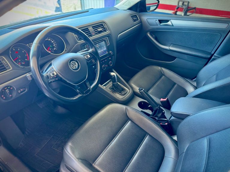 VolksWagen JETTA Comfortline 1.4 TSI 16V 4p Aut.