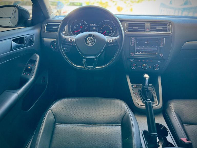 VolksWagen JETTA Comfortline 1.4 TSI 16V 4p Aut.
