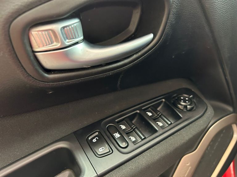 Jeep Renegade 1.8 4x2 Flex 16V Mec.