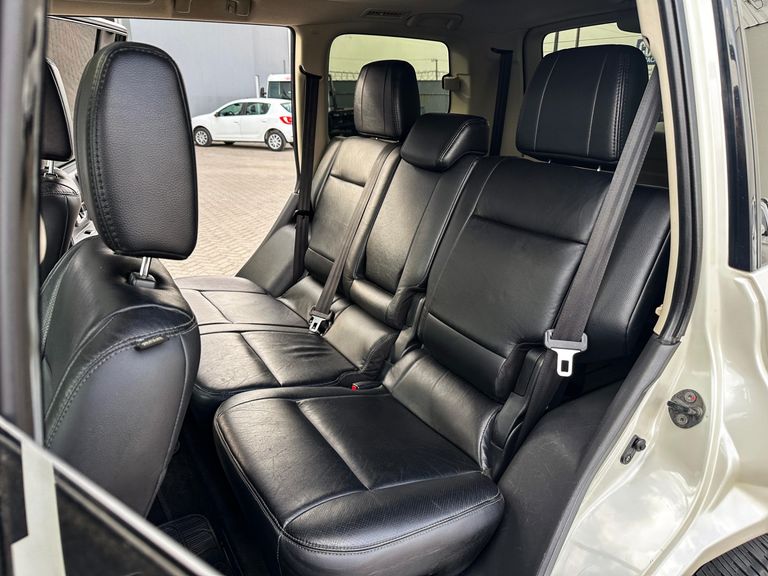Mitsubishi Pajero HPE Full 3.2 4x4 T.I.Dies. 5p Aut
