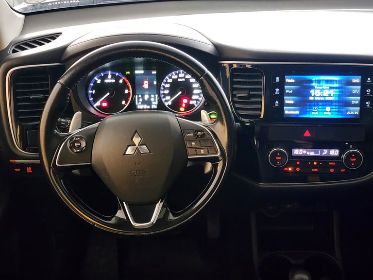 Mitsubishi OUTLANDER 2.2 165cv Diesel Aut.