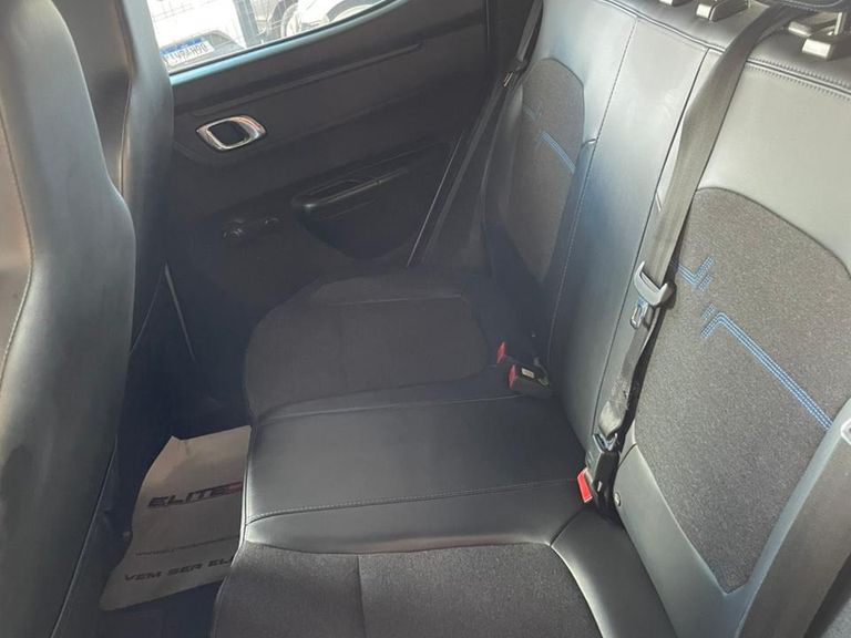 Renault KWID Intense 1.0 Flex 12V 5p Mec.