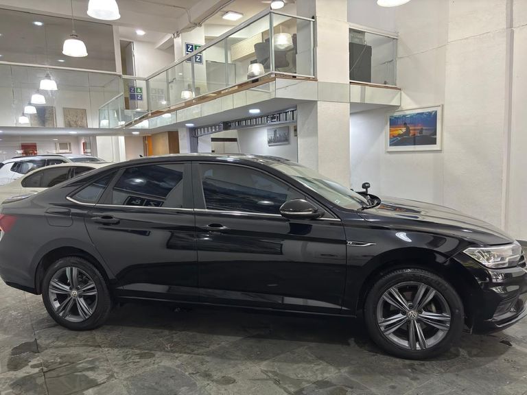 VolksWagen JETTA R-Line 250 TSI 1.4 Flex 16V Aut.