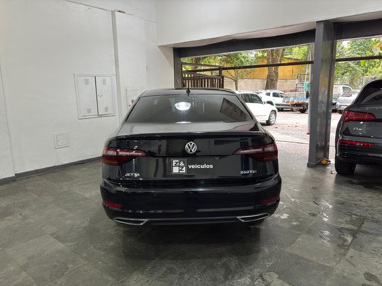VolksWagen JETTA R-Line 250 TSI 1.4 Flex 16V Aut.