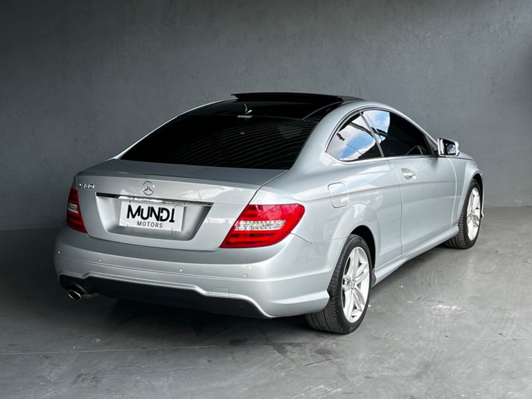 Mercedes C-180 CGI Coupe Sport 1.6 TB 16V Aut.