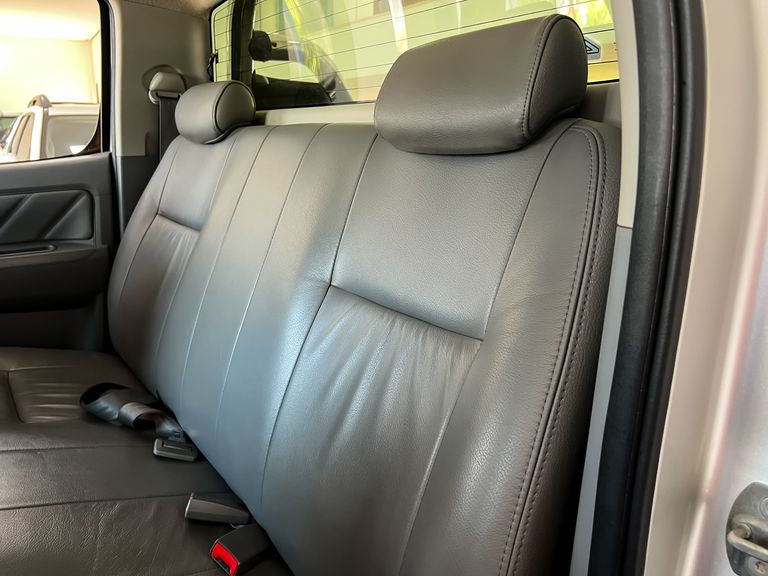 Toyota Hilux CD SRV D4-D 4x4 3.0  TDI Dies