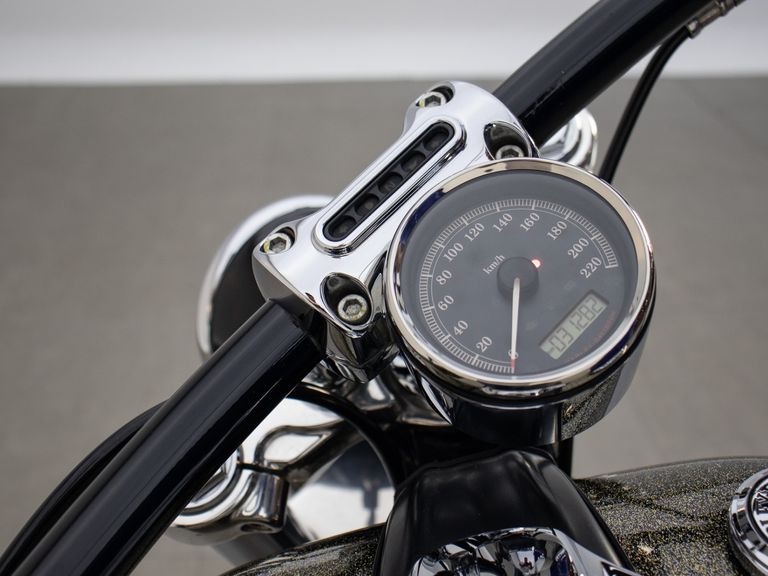 Harley SOFTAIL BREAKOUT FXSB