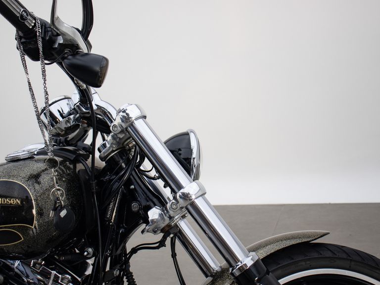 Harley SOFTAIL BREAKOUT FXSB