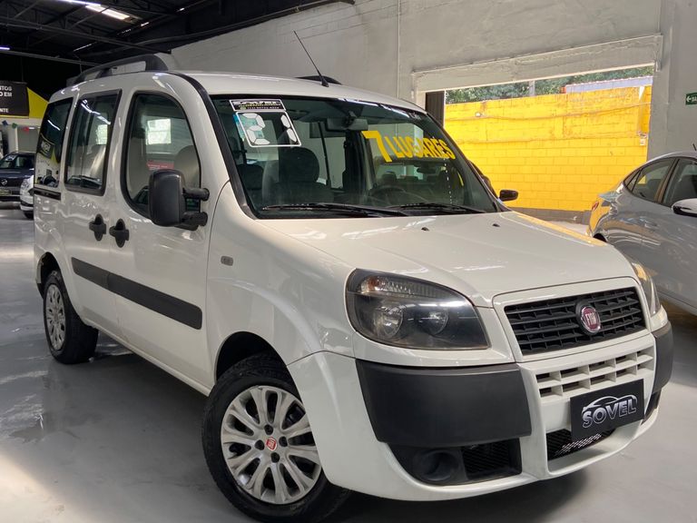Fiat Doblo ESSENCE 1.8 Flex 16V 5p