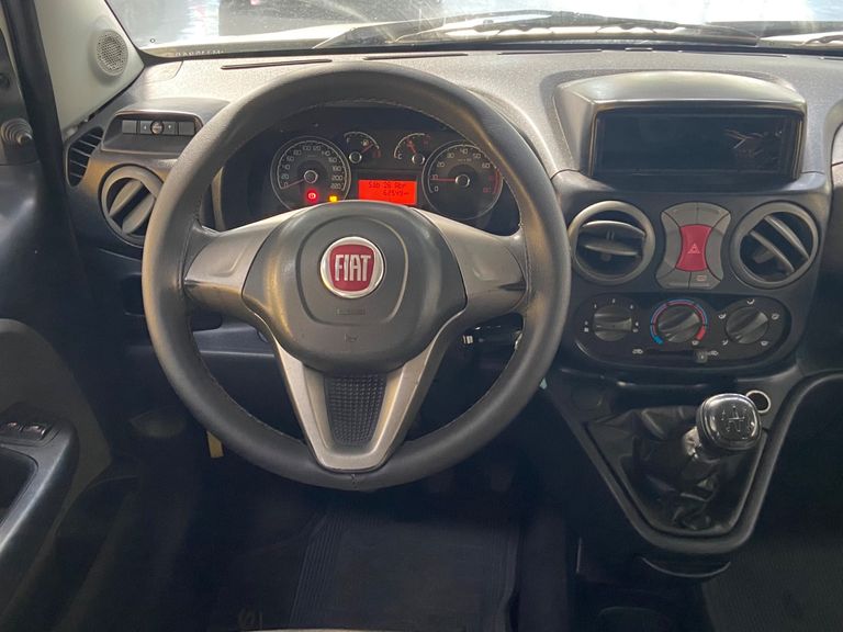 Fiat Doblo ESSENCE 1.8 Flex 16V 5p