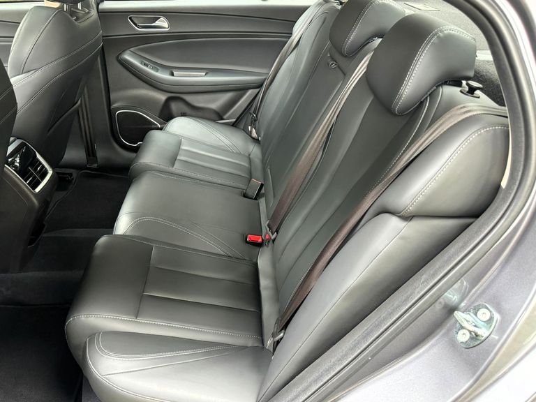 Caoa Chery ARRIZO 6 PRO 1.5 Turbo (Híbrido)