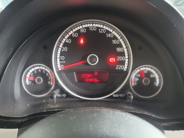 VolksWagen up! move 1.0 TSI Total Flex 12V 5p