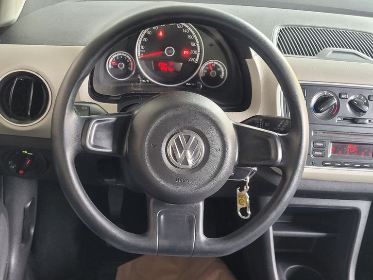 VolksWagen up! move 1.0 TSI Total Flex 12V 5p