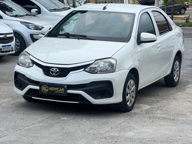 Toyota ETIOS X Sedan 1.5 Flex 16V 4p Mec.