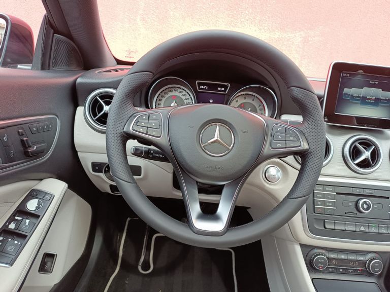 Mercedes CLA-200 Vision 1.6 TB 16V Flex Aut.