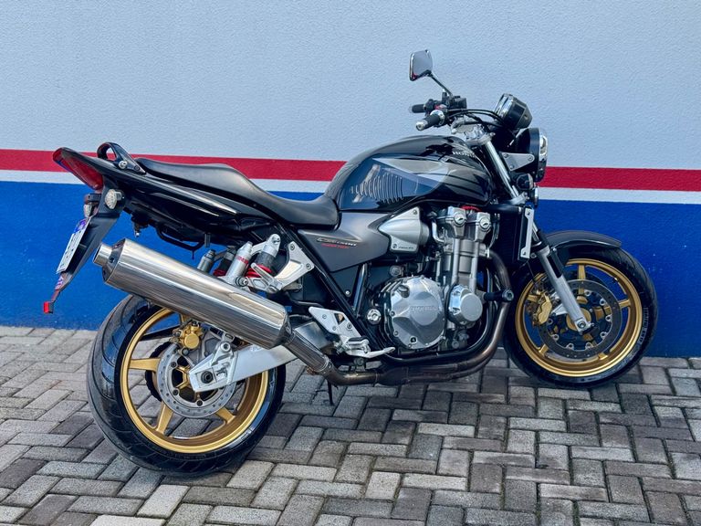 HONDA CB1300 SUPER FOUR