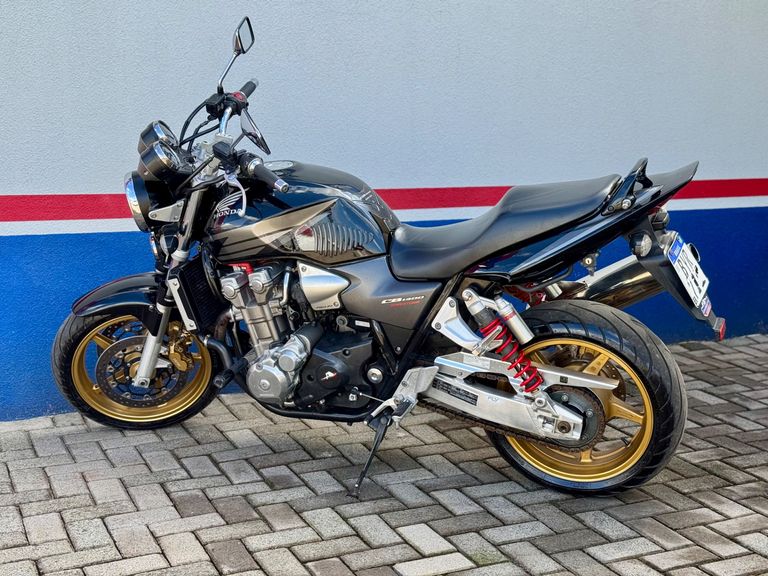 HONDA CB1300 SUPER FOUR