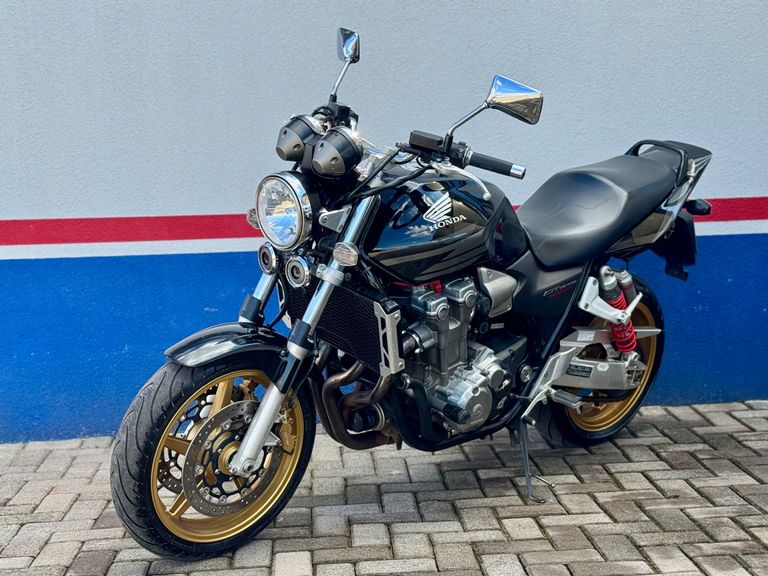 HONDA CB1300 SUPER FOUR