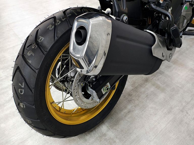 SUZUKI DL 650 XT V-STROM