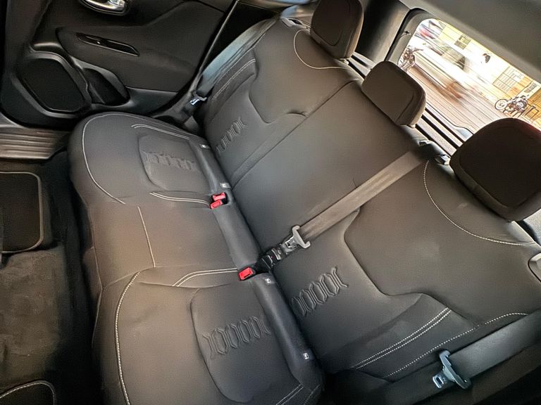 Jeep Renegade Sport T270 1.3 TB 4x2 Flex Aut.
