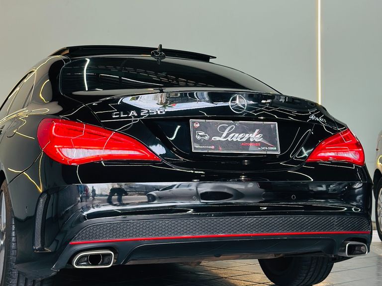 Mercedes CLA-250 Sport 4MATIC 2.0 16V 211cv Aut.